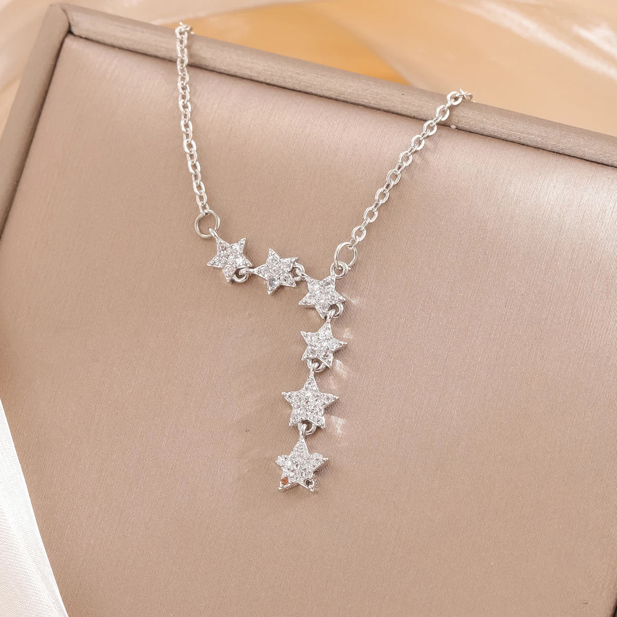 ✨ Celestia – Sterling Silver Pentagram Star Necklace