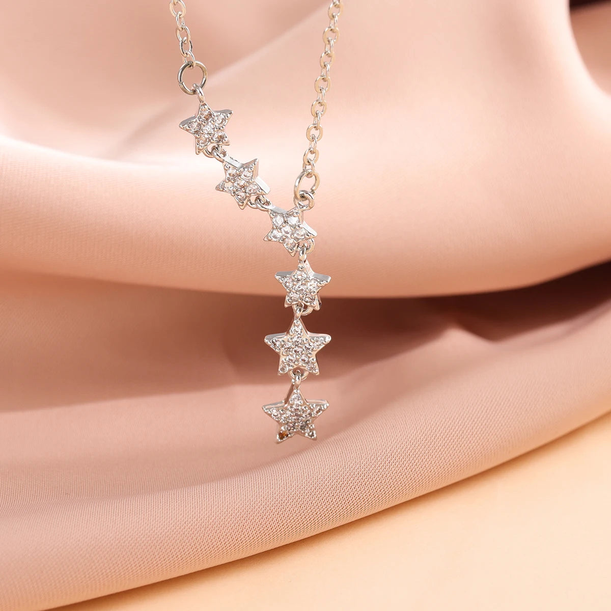 ✨ Celestia – Sterling Silver Pentagram Star Necklace