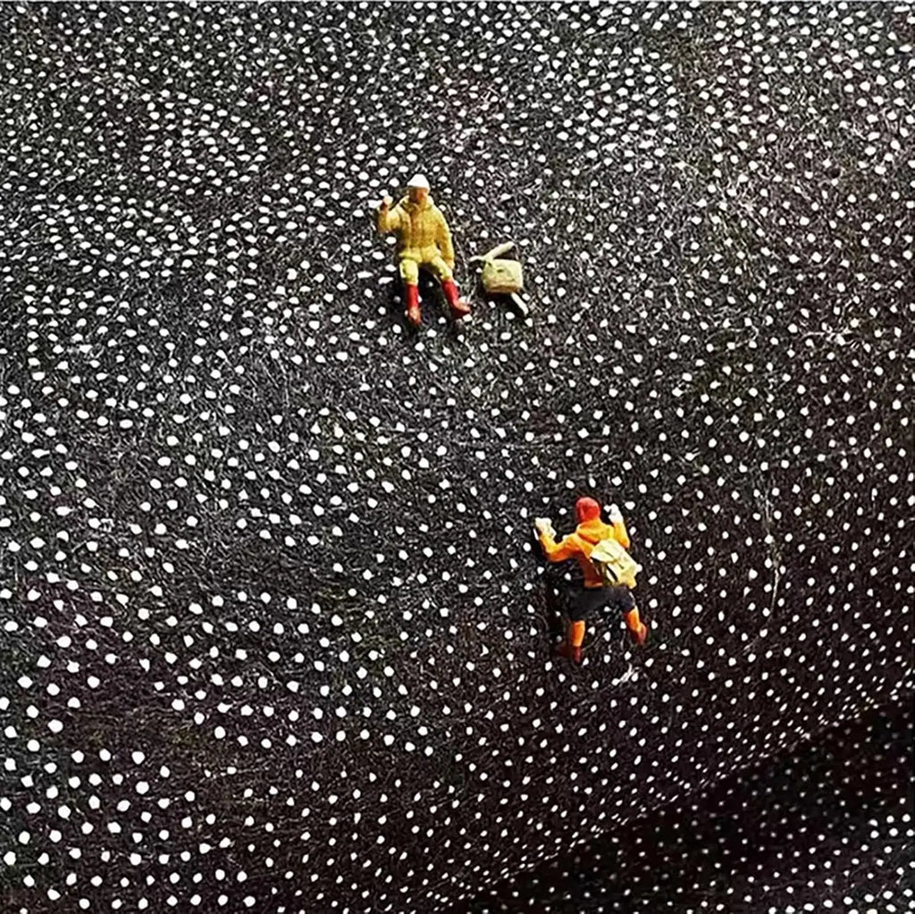 🎄 SantaStep™ – Cozy Christmas Tree Carpet Runner