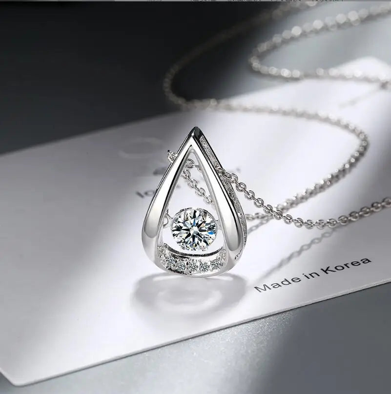 💎 Éclat d’Eau – Women’s Sterling Silver Moissanite Pendant Necklace